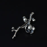 Exquisite Vintage Floral Silver Women's Brooch