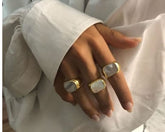 Chic Titanium Shell Decorated Band Ring