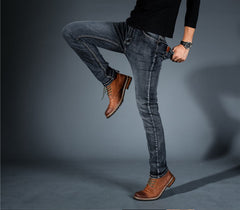 Men's Classic Slim Jeans