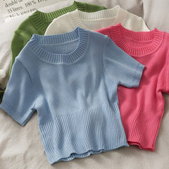 Women's Short Sleeved Knitted Crop Top
