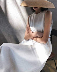 K-Fashion Women's Dress in White and Black