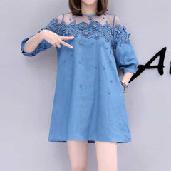 Women's Plus Size Denim Dress With Floral Embroidery