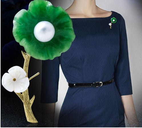 Luxury Tender Flower Green Jade Brooch