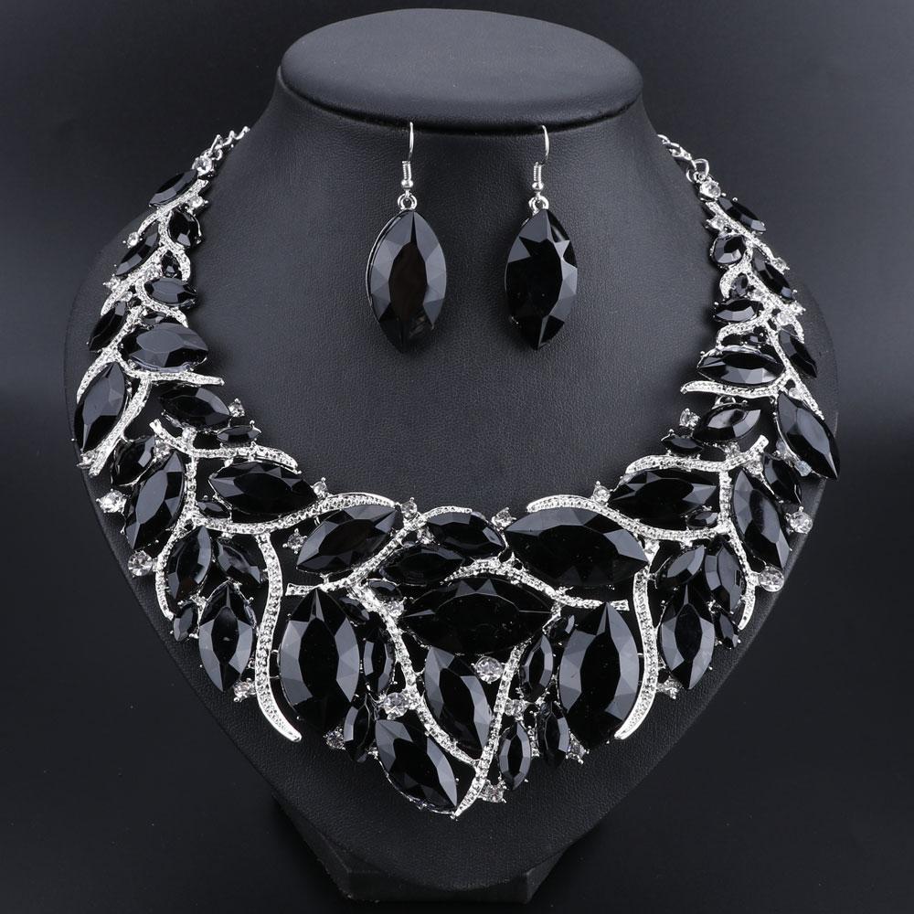 Brilliant Bridal Jewelry Set