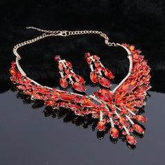 Luxurious Bridal Necklace and Earrings Set