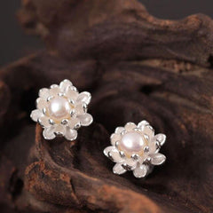 Elegant Vintage Flower Shaped Silver Stud Earrings