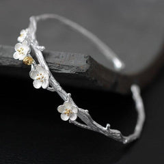 Elegant Romantic Floral Silver Women's Bangle