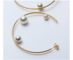 Women's Stylish Pearls Hoop Earrings