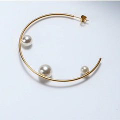 Women's Stylish Pearls Hoop Earrings