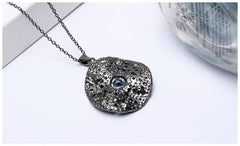 Women's Vintage Necklace with Stones