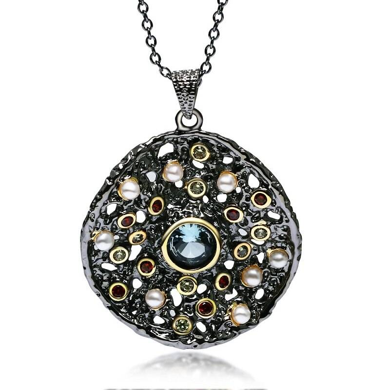 Women's Vintage Necklace with Stones