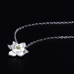 Fashion Vintage Lotus Shaped Silver Pendant Necklace