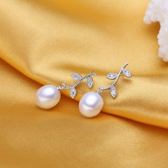 Magnificent 925 Silver Pearls Women's Jewelry 4 pcs Set