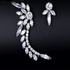 Women's Stylish Assymetrical Stud Earrings