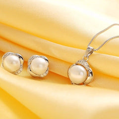 Exquisite Elegant Pearl Women's Jewelry Set