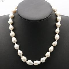 Minimal Freshwater Pearls Choker for Women
