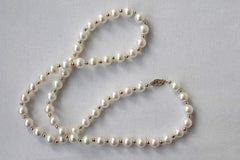 Stylish Freshwater Pearls Necklace for Women