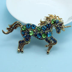 Kawaii Vintage Horse Shaped Women's Brooches