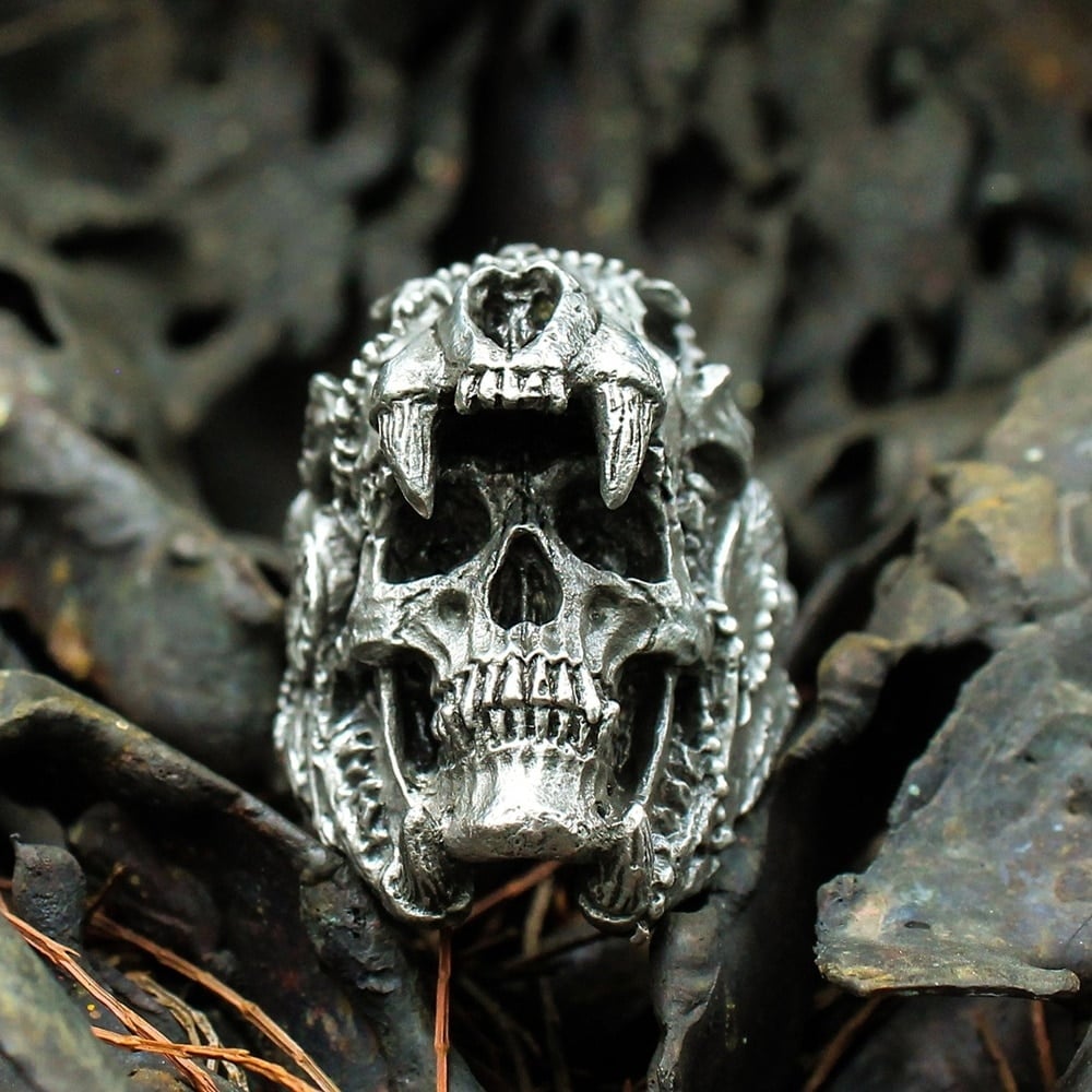 Men's Skull Shaped Ring