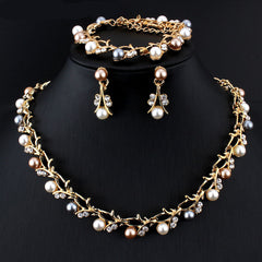 Women's Pearl Decorated Necklace and Earrings Jewelry Set
