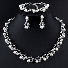 Women's Pearl Decorated Necklace and Earrings Jewelry Set