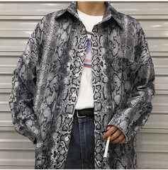 Unisex Shirt in Snake Print