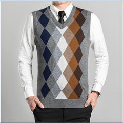 Men's Diamond Patterned Sweater Vest