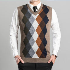 Men's Diamond Patterned Sweater Vest