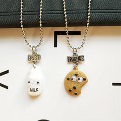 Couple Pendant Necklace Set