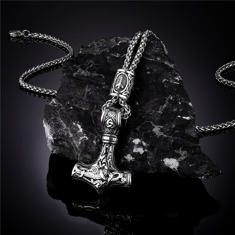 Men's Viking Style Pendant Necklace