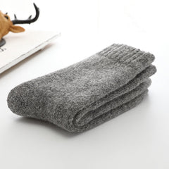 1 Pair of Wool Men's Slipper Socks in Different Colors