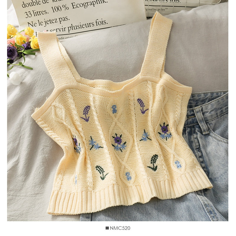 Women's Floral Embroidery Top