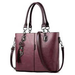 Women's Handbag with Zipper Closure