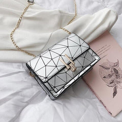 Women's Geometric Patterned Messenger Bag