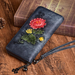 Women's Floral Embroidered Leather Wallet