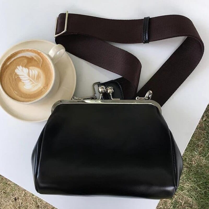 Women's Classic Style Crossbody Bag